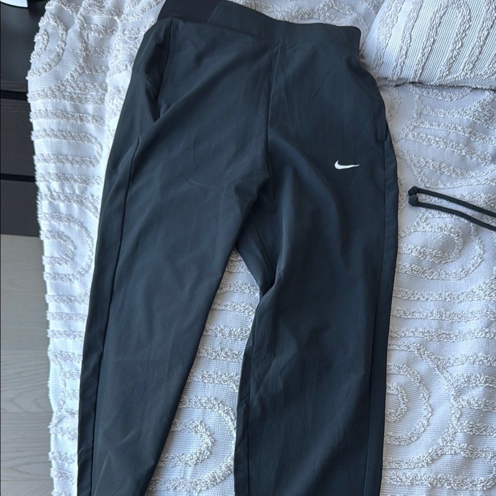 Nike Black High Waisted Athletic Pants